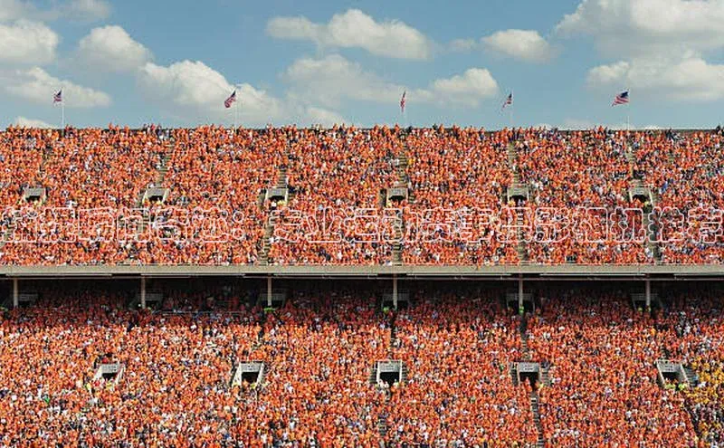 捕捉瞬间奇迹：专业运动赛事摄影相机推荐